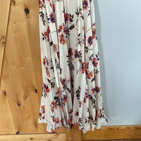 Floral wrap maxi dress - Picture 6 of 7